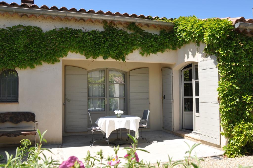 La Maison De Line Saint-Rémy-de-Provence Habitación foto